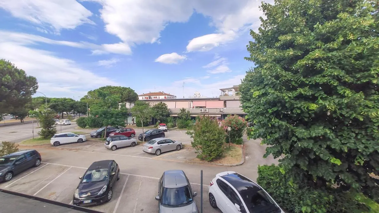Appartement Appartamento Al Mare Con Due Terrazze Punta Marina Italië