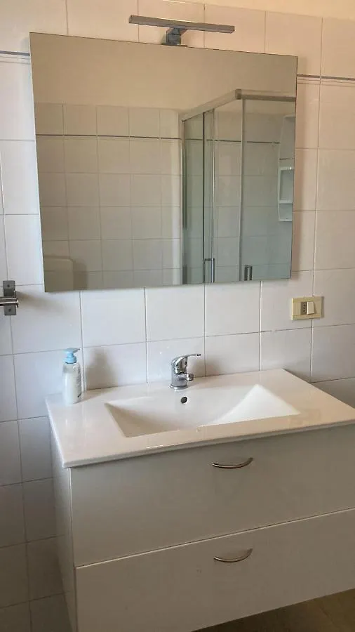 Appartement Appartamento Al Mare Con Due Terrazze Punta Marina Italië